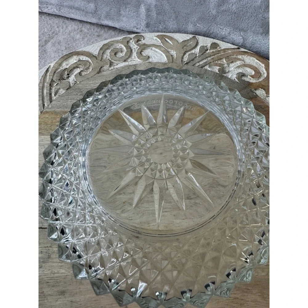 Arcoroc France Glass Serving Bowl 8In Diamond Cut Starburst Pattern ClearVintage